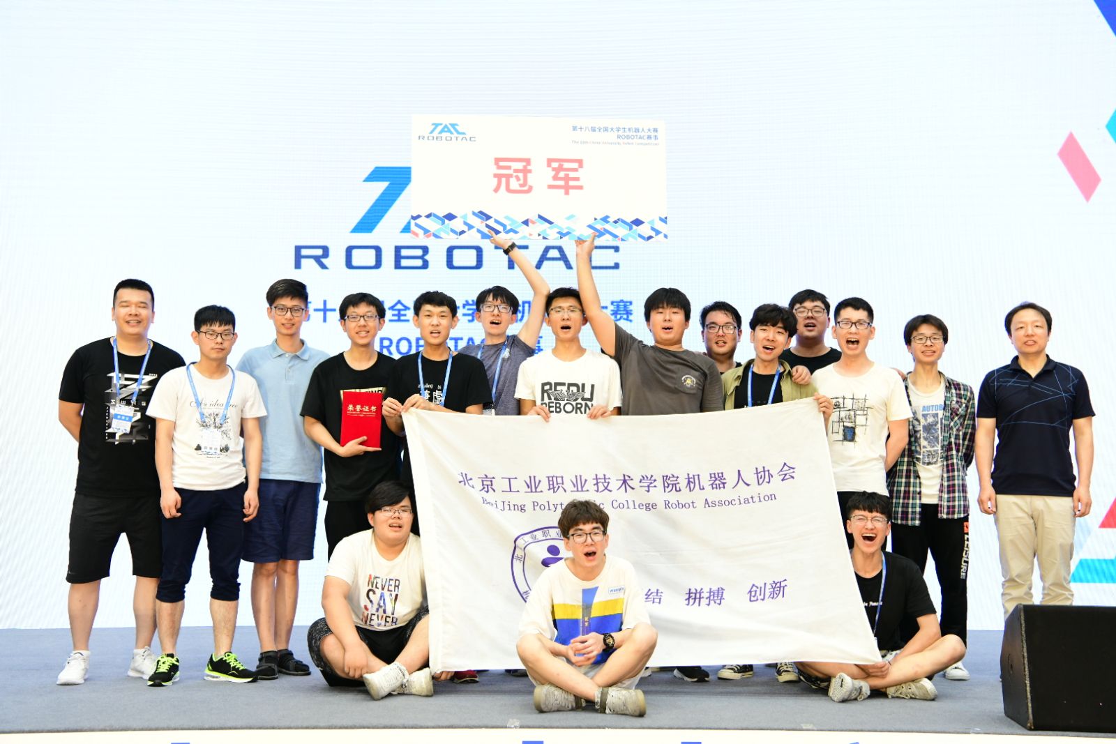 fb28690d2f4e4afa99a8a40cee8897ef.jpg fb28690d2f4e4afa99a8a40cee8897ef.jpg