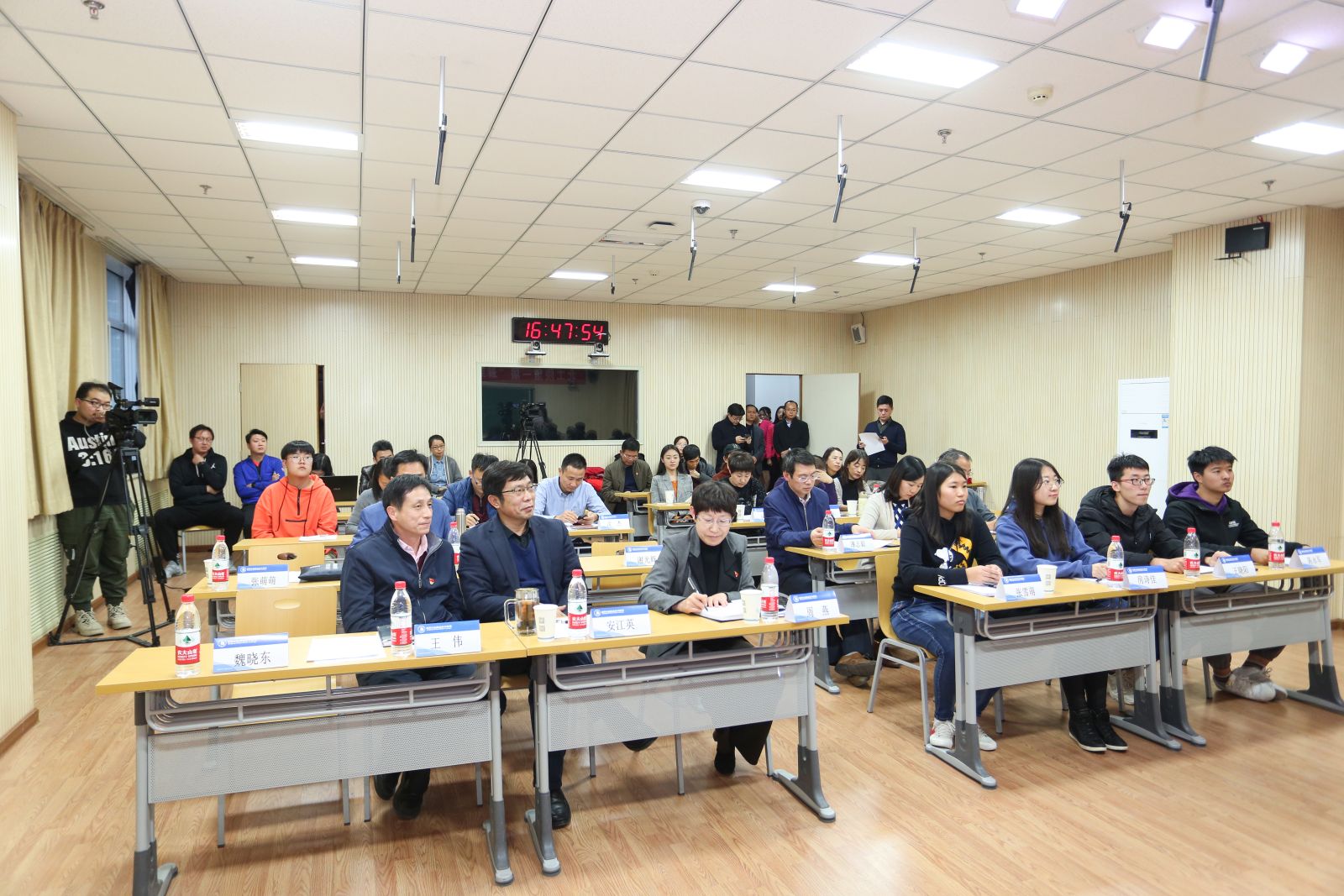 07d0cf42e78143899698b25c3abf2dfd.jpg 07d0cf42e78143899698b25c3abf2dfd.jpg