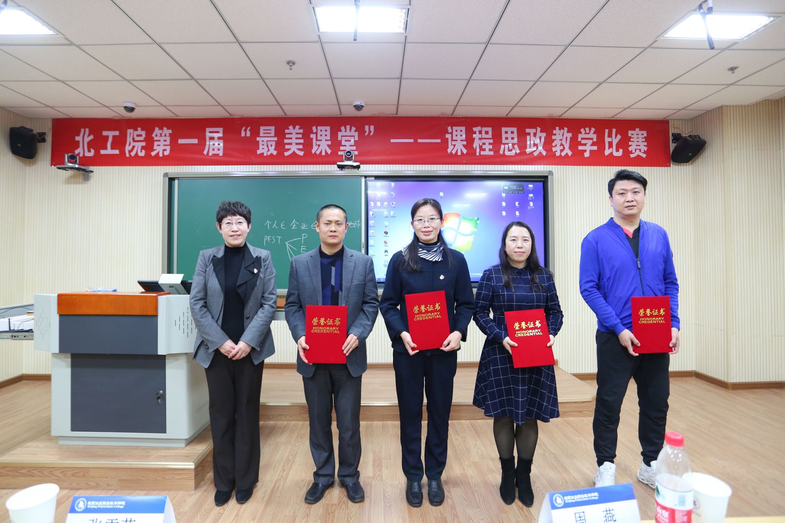 3b3c4902b79240e2a4e282f370f6f0c0.jpg 3b3c4902b79240e2a4e282f370f6f0c0.jpg