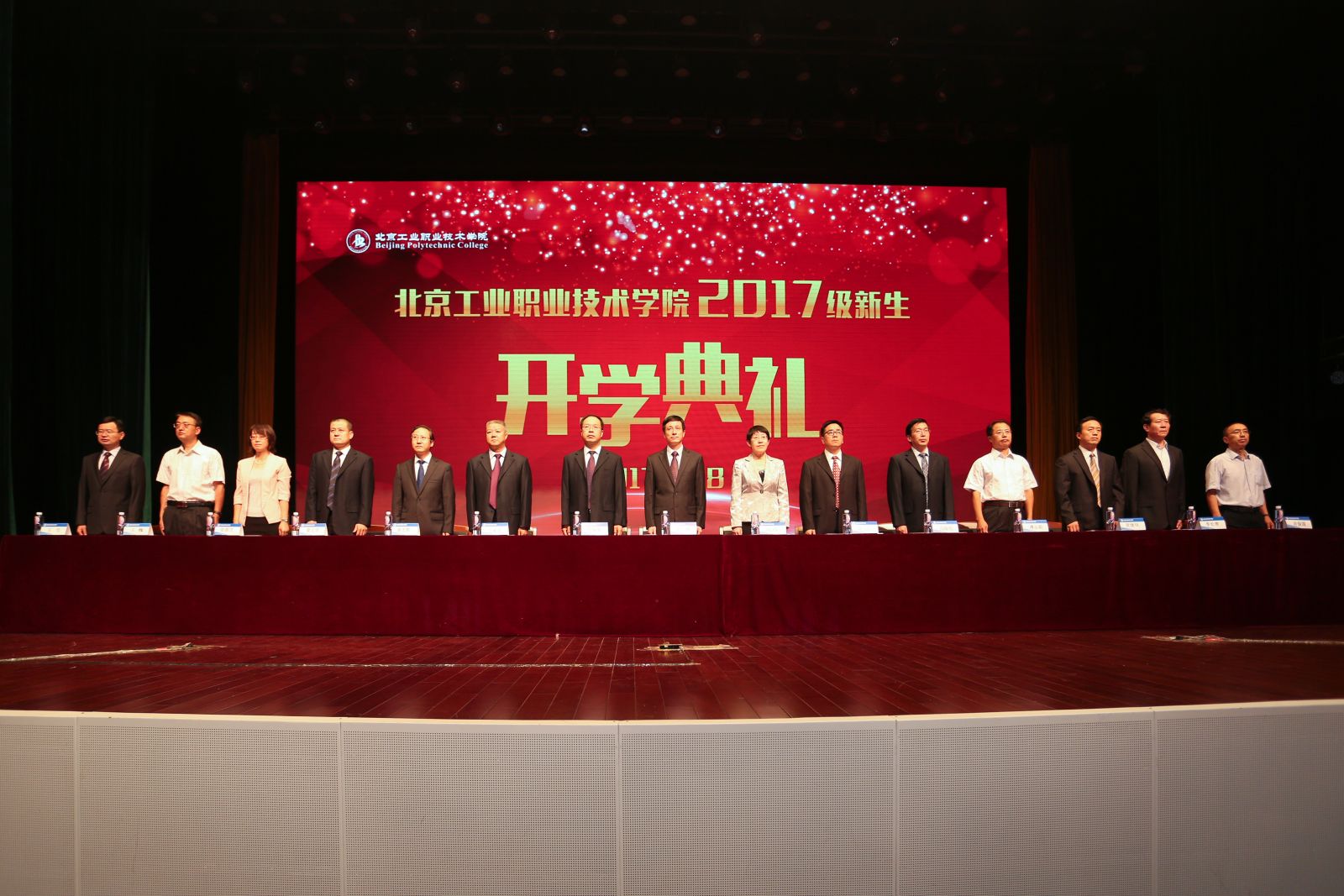 d9a0c60db23243578ef780f7330f00c7.jpg d9a0c60db23243578ef780f7330f00c7.jpg