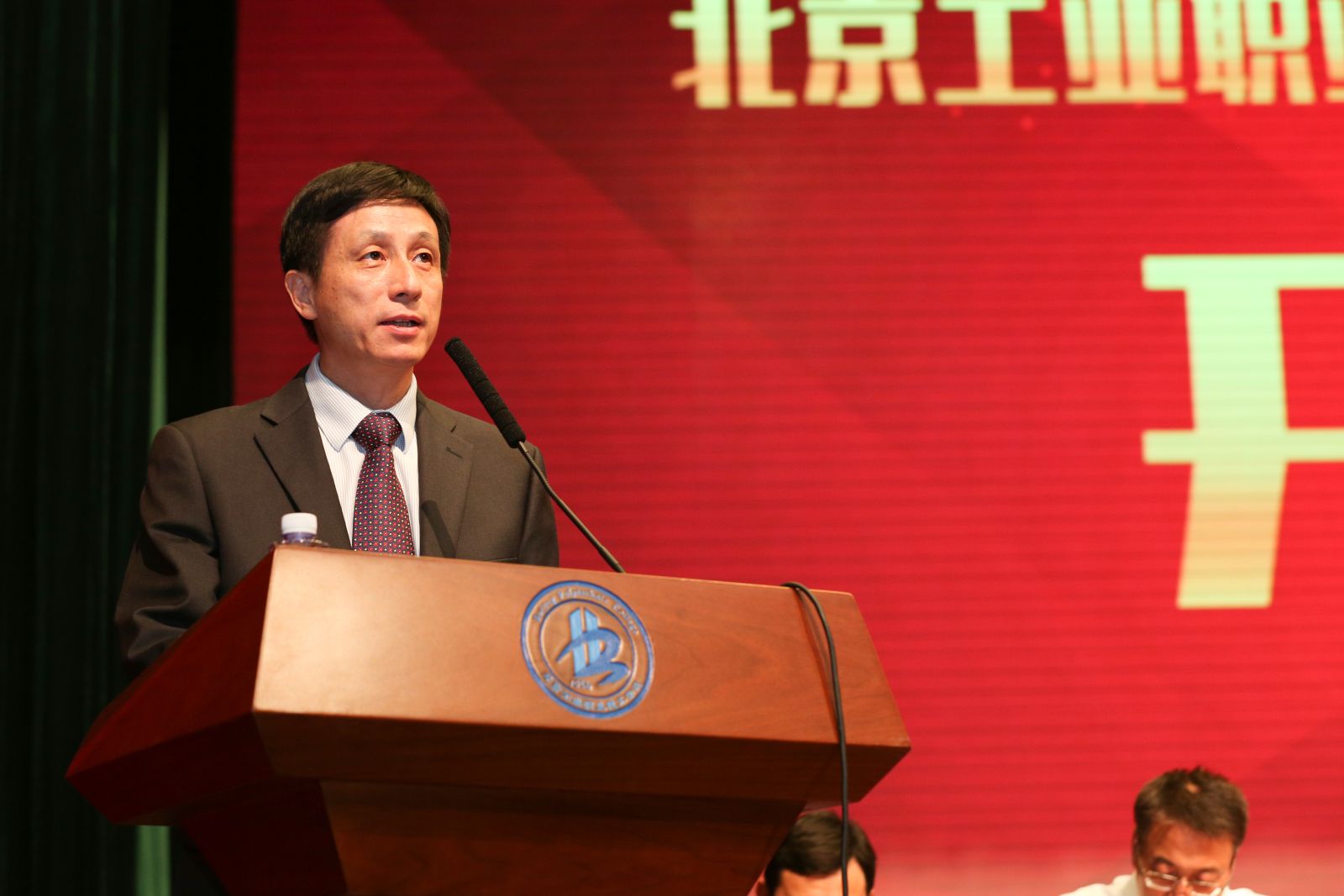 39a4f8ceebb94948abdd6861e819a3f7.jpg 39a4f8ceebb94948abdd6861e819a3f7.jpg