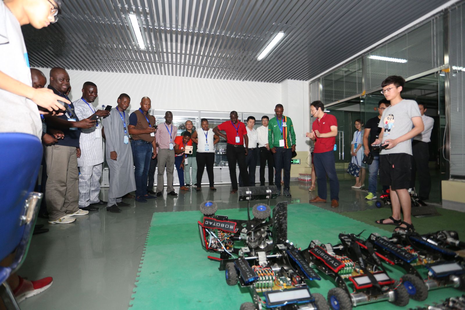 9690354355374d44a937362b3513923e.jpg 9690354355374d44a937362b3513923e.jpg