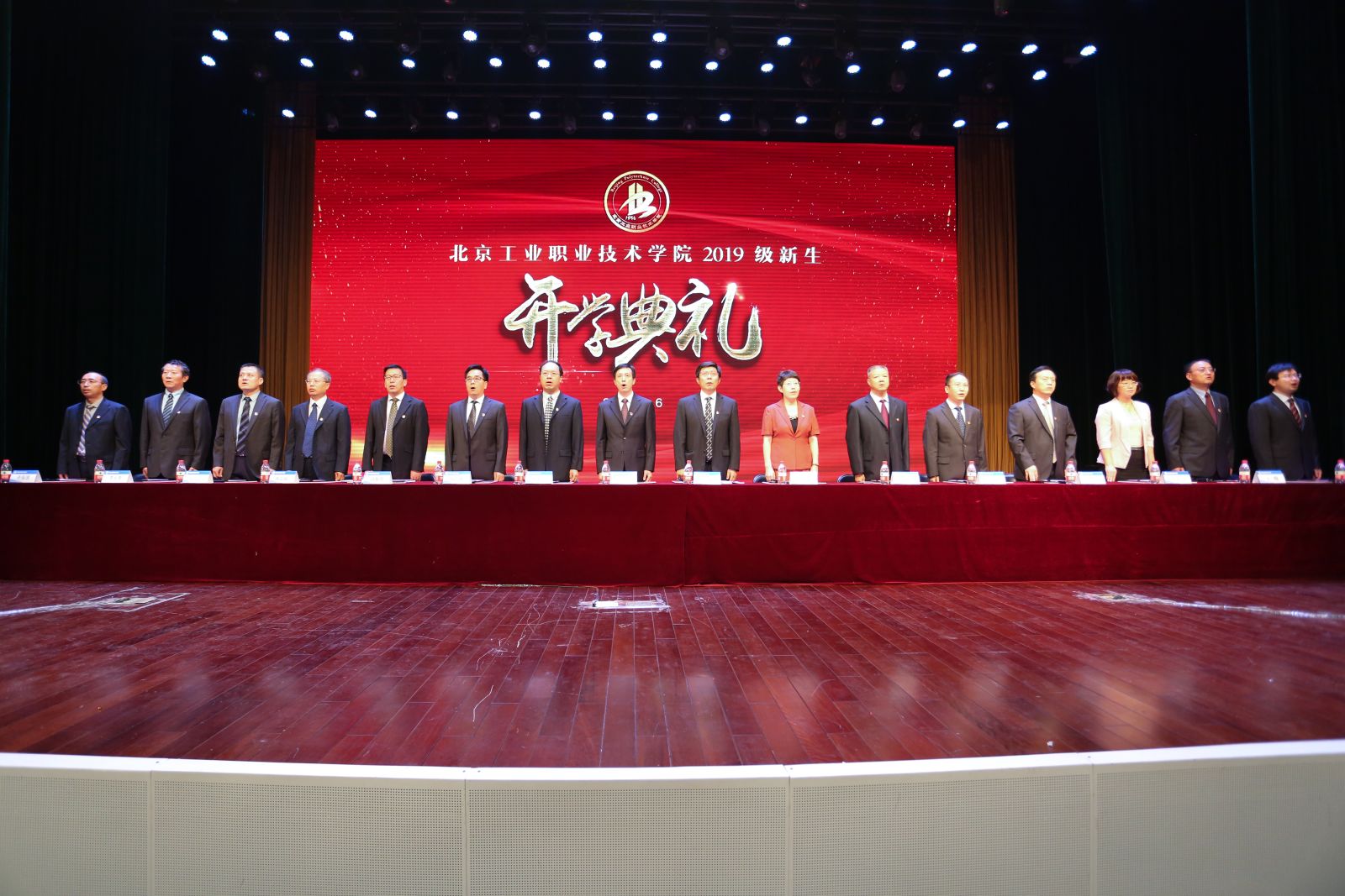 dc65c0aae8b340cb9ded975747ad1427.jpg dc65c0aae8b340cb9ded975747ad1427.jpg