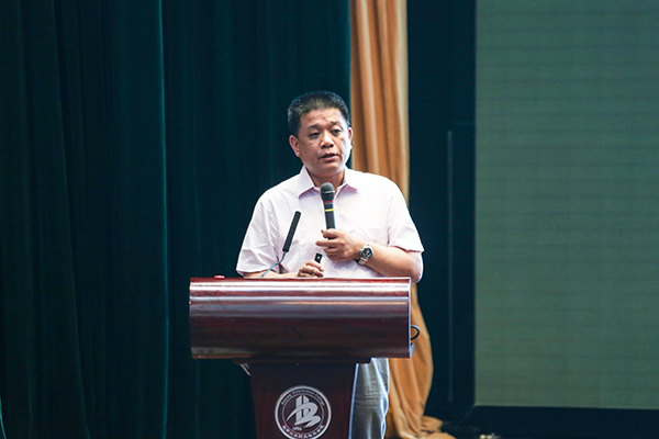 c997bb2af49a47a390c001a6999c6e62.jpg 5J8A8641.jpg