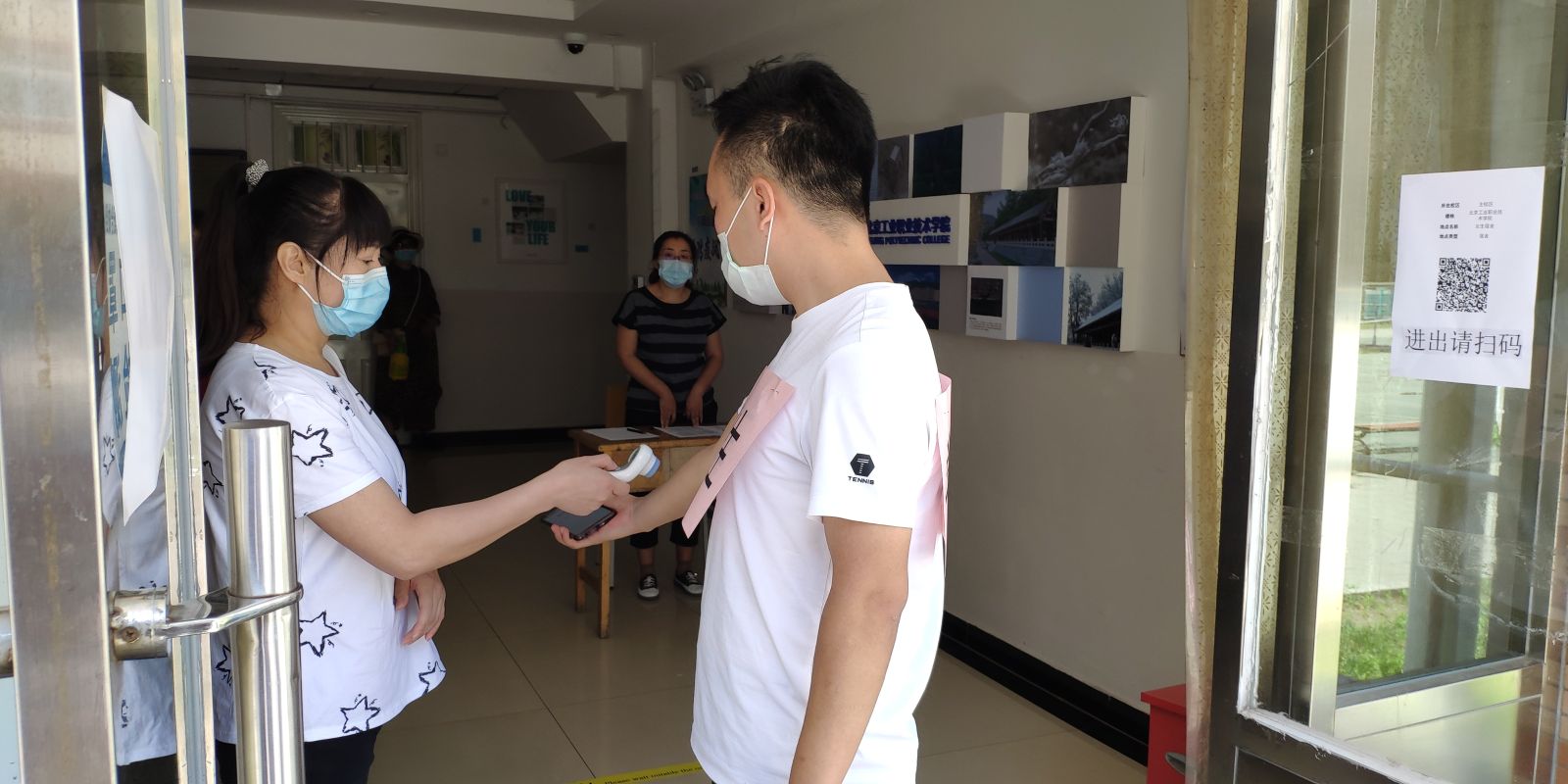 98c462a4433243feaaf8a7730ae70bed.jpg 98c462a4433243feaaf8a7730ae70bed.jpg