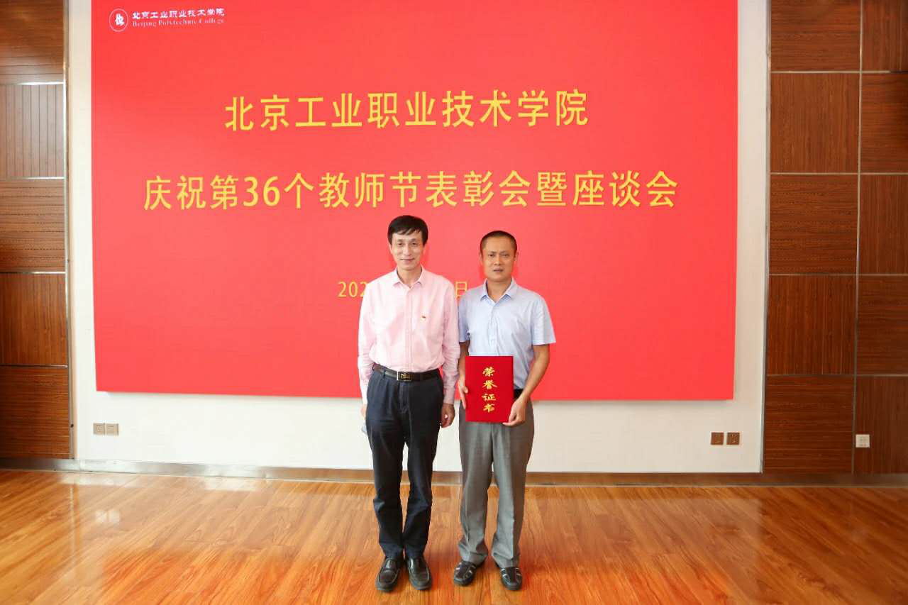 7b459dc3f0da49f3b8b5f2cc9e39cfaf.png 7b459dc3f0da49f3b8b5f2cc9e39cfaf.png