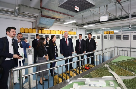 138f719a9a72436cae0a6f1e019febdd.png image.png